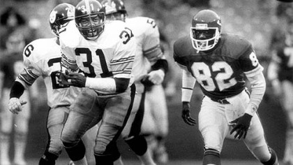 A pass intended for Kansas City Chiefs Anthony Hancock, right is broken up by Steelers Donnie Shell, 31, 1987.