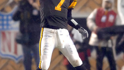 Quarterback Ben Roethlisberger celebrates his second touchdown against the Ravens in the first quarter.(vs. Ravens 11/05/07)