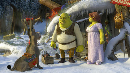 It's Christmas Eve, and everyone except Shrek is in the holiday spirit in "Shrek the Halls," premiering tonight on ABC.