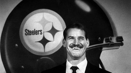 New Steelers coach Bill Cowher during a press conference at Three Rivers Stadium on Tuesday, Jan. 1, 1992.