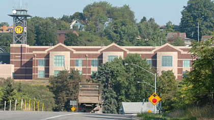  WPXI's new Summer Hill facility is visible from I-279.